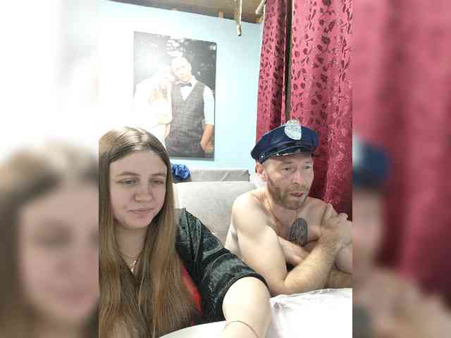 Innokentiy449 live couple cam on bongacams