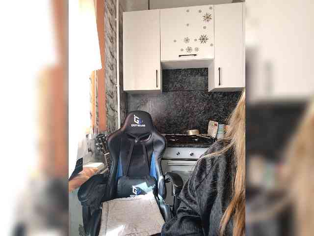 KeshVi777a webcam