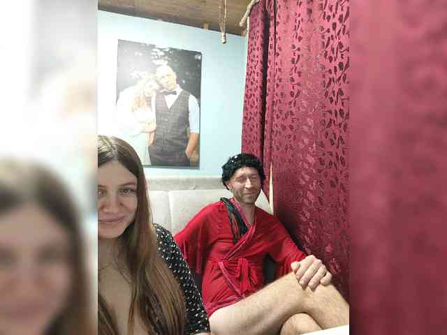 Innokentiy449 live couple cam on bongacams