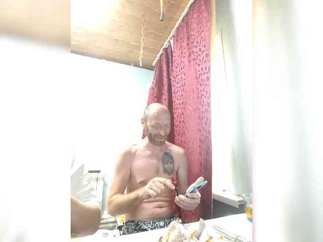 Innokentiy449 Sex Cam Show