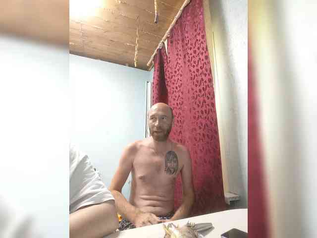 Innokentiy449 Sex Cam Show