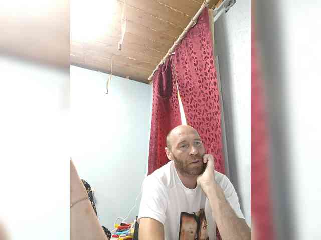 Innokentiy449 Sex Cam Show