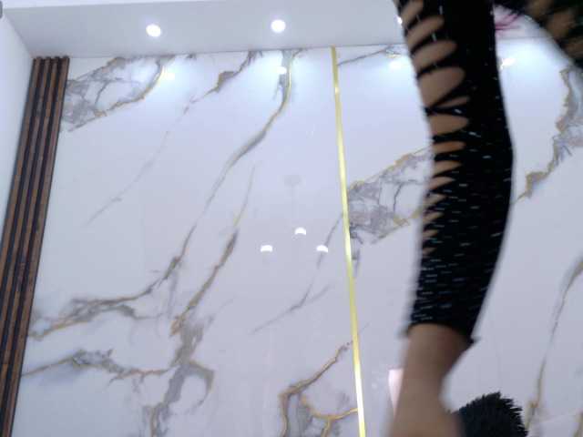 Karla-stone1 live cam on BongaCams