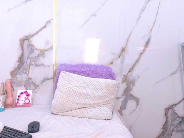 Karla-stone1 live cam on BongaCams
