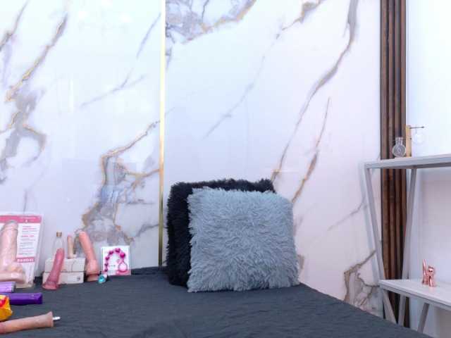Karla-stone1 live cam on BongaCams