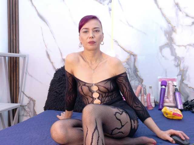 Karla-stone1 live cam on BongaCams