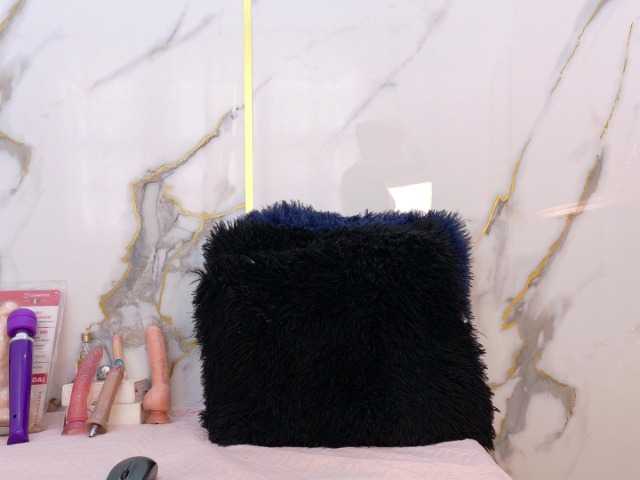 Karla-stone1 live cam on BongaCams