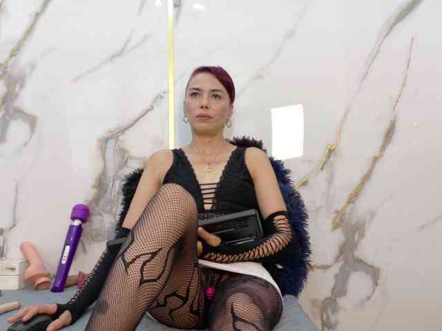 Karla-stone1 webcam