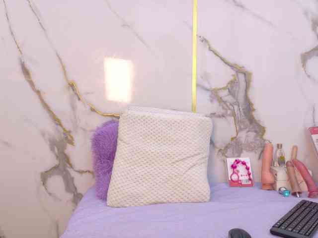 Karla-stone1 webcam