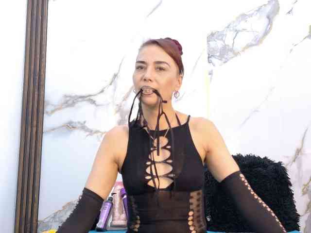 Karla-stone1 webcam