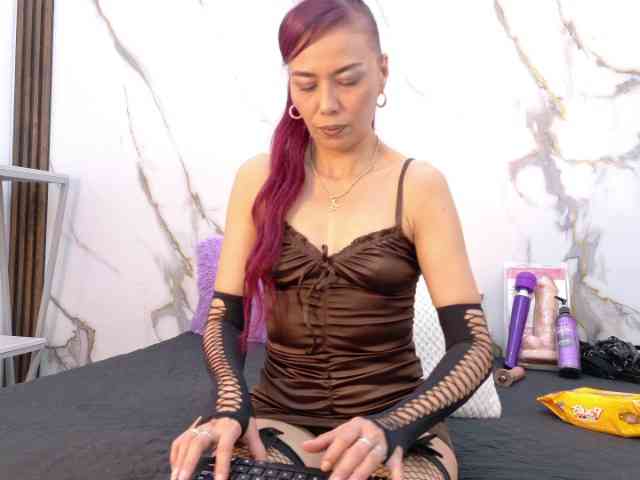 Karla-stone1 webcam