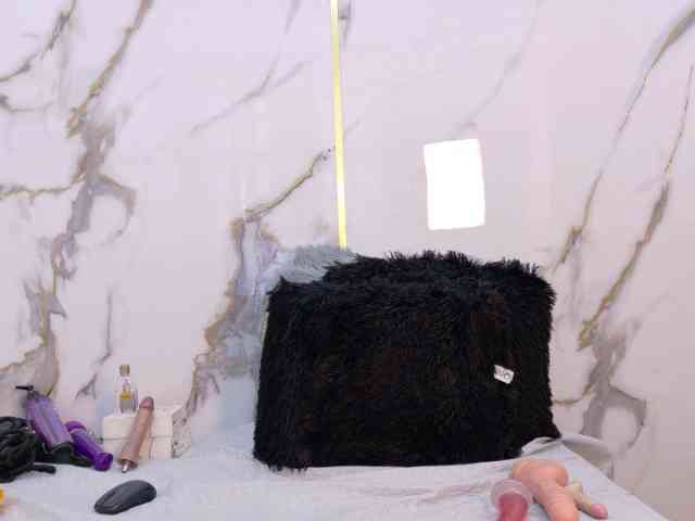 Karla-stone1 webcam