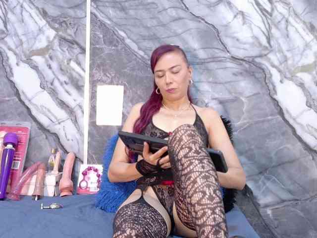 Karla-stone1 webcam