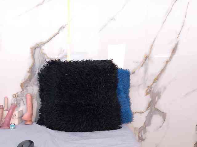Karla-stone1 webcam