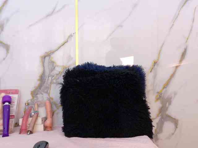 Karla-stone1 webcam
