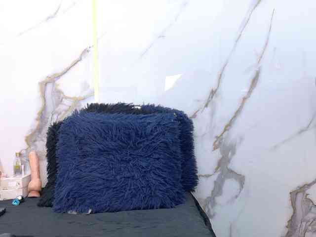 Karla-stone1 webcam