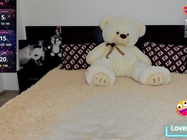Saragrend1 live webcam show
