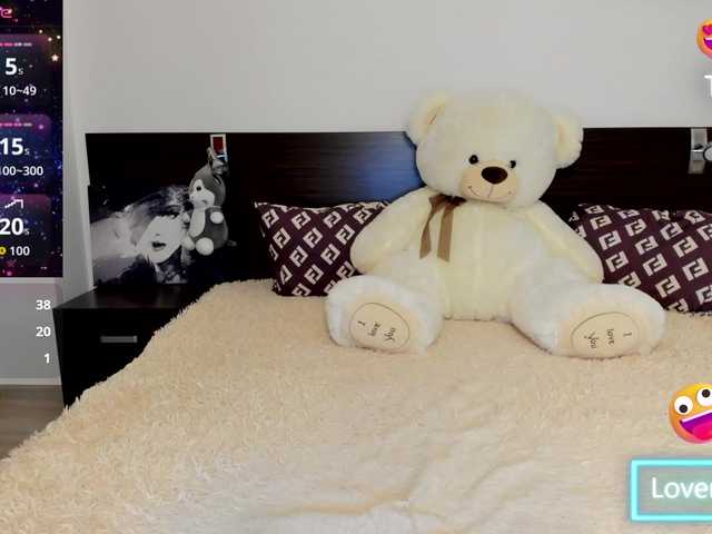 Saragrend1 live cam on 