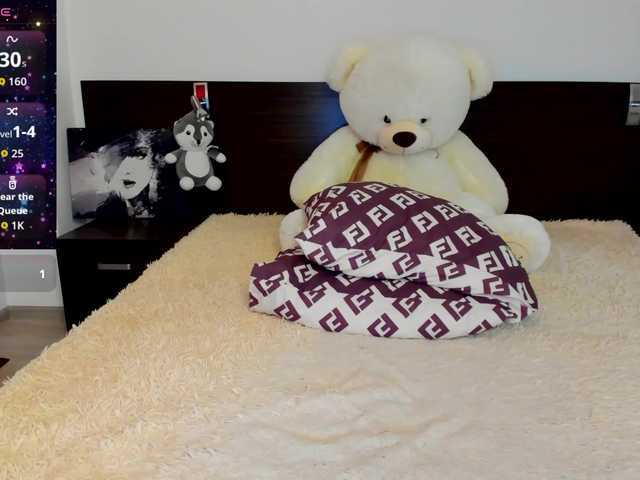 Saragrend1's BongaCams show and profile