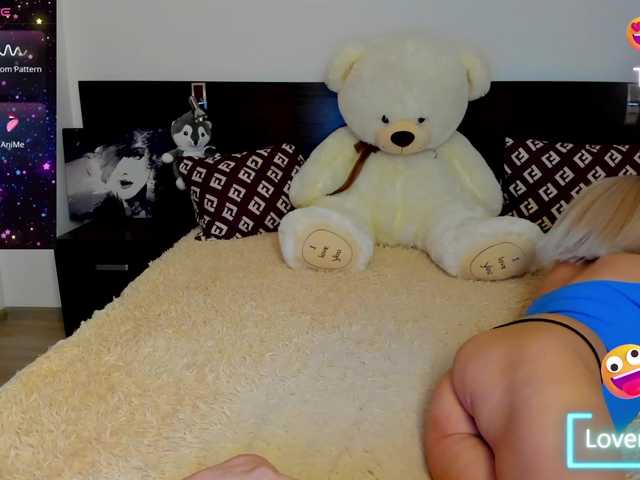 Saragrend1's BongaCams show and profile