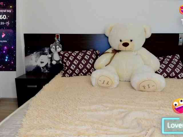 Saragrend1 Live Webcam on BongaCams