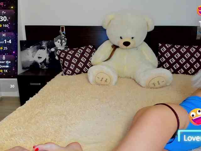 Saragrend1 Live Webcam on BongaCams