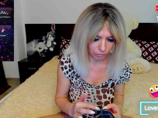 Acest model este live acum. Saragrend1