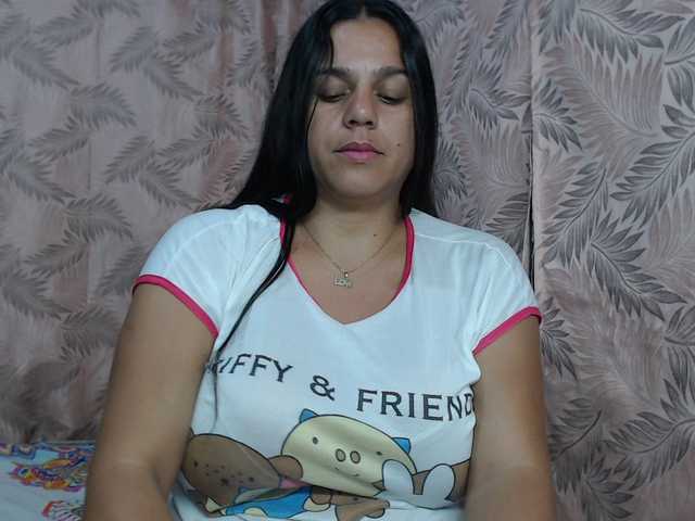 Mariaarredond's BongaCams show and profile