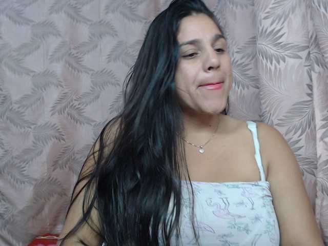 Mariaarredond live cam on BongaCams