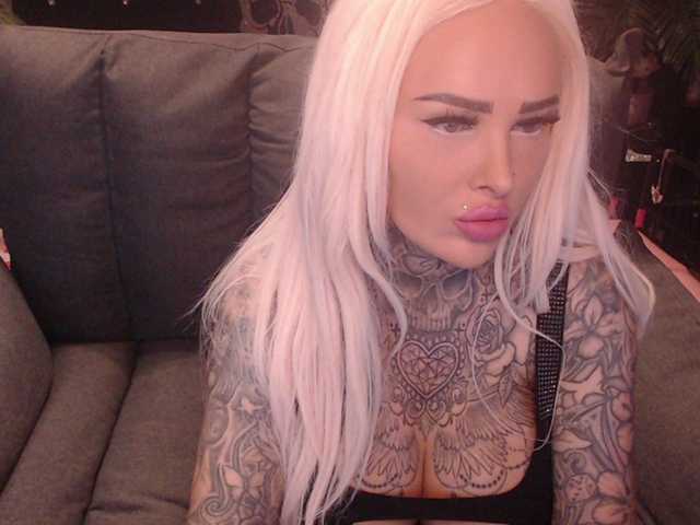 MilaElaine
