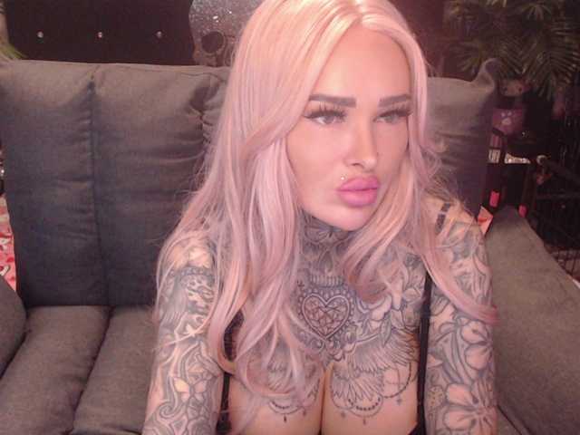 MilaElaine