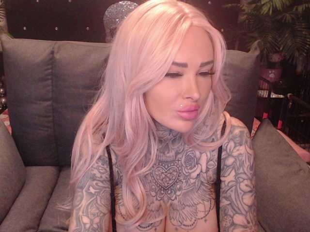 MilaElaine