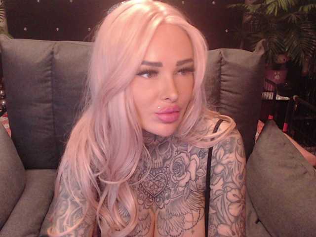MilaElaine