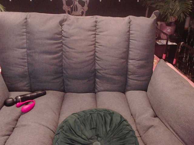 MilaElaine live cam on BongaCams