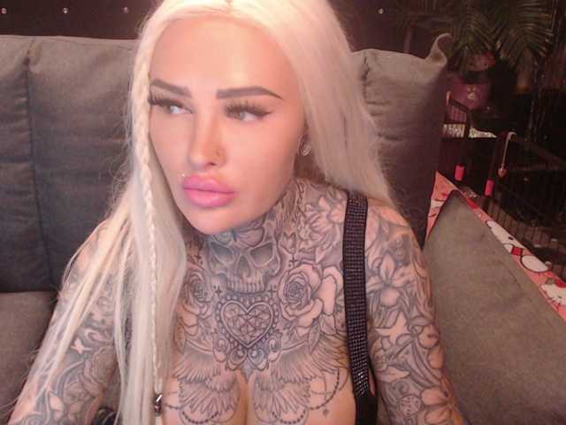 MilaElaine