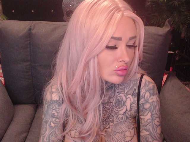 MilaElaine