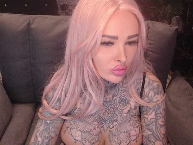 MilaElaine