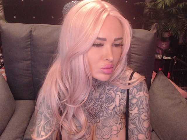 MilaElaine
