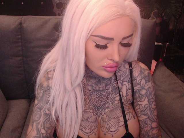 MilaElaine