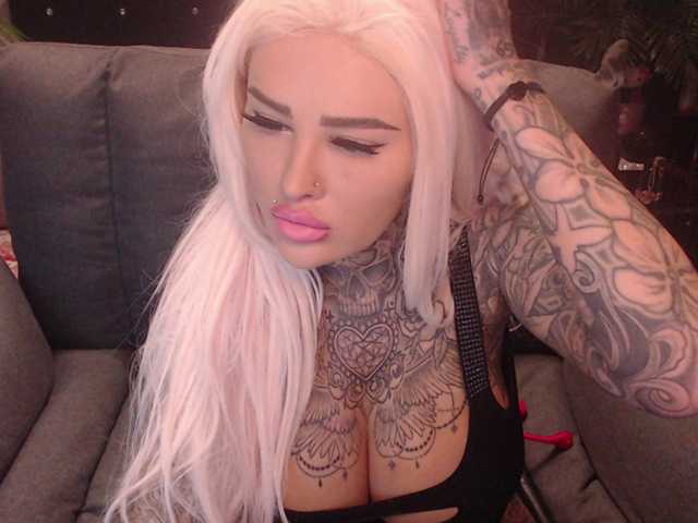MilaElaine