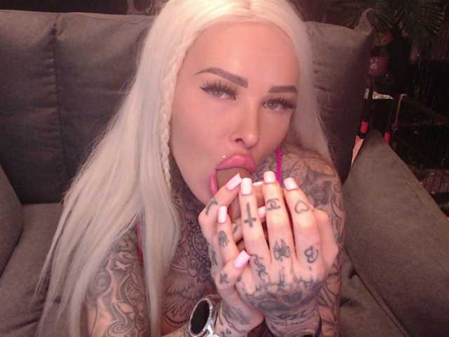 MilaElaine
