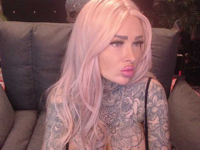 MilaElaine