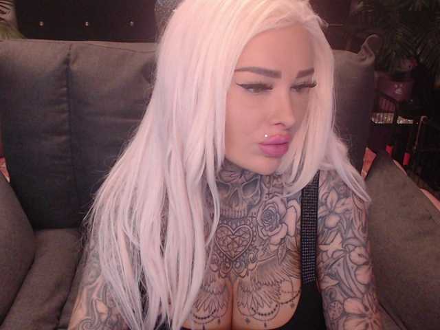 MilaElaine
