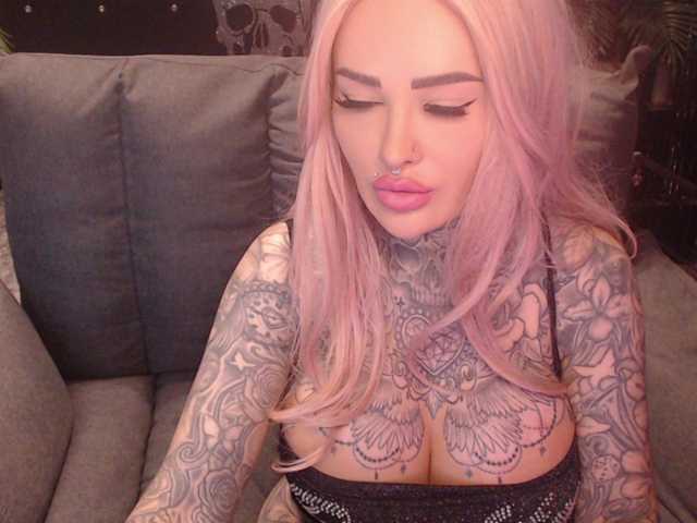 MilaElaine