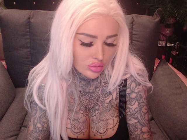 MilaElaine