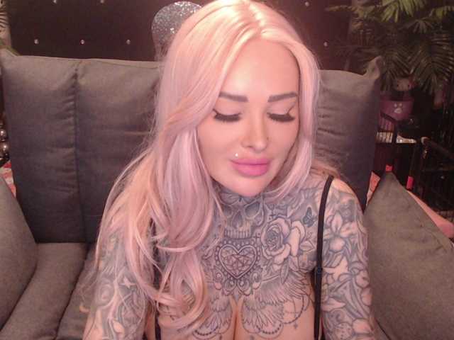 MilaElaine