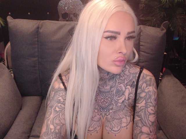 MilaElaine