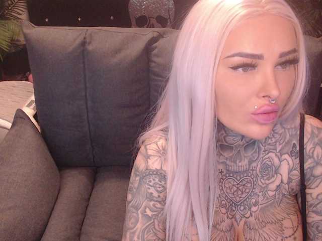 MilaElaine