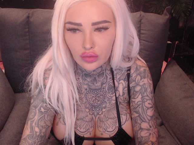 MilaElaine