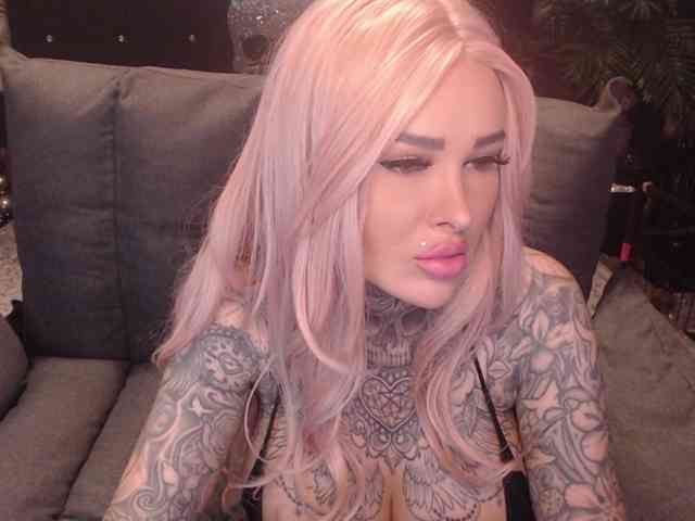 MilaElaine
